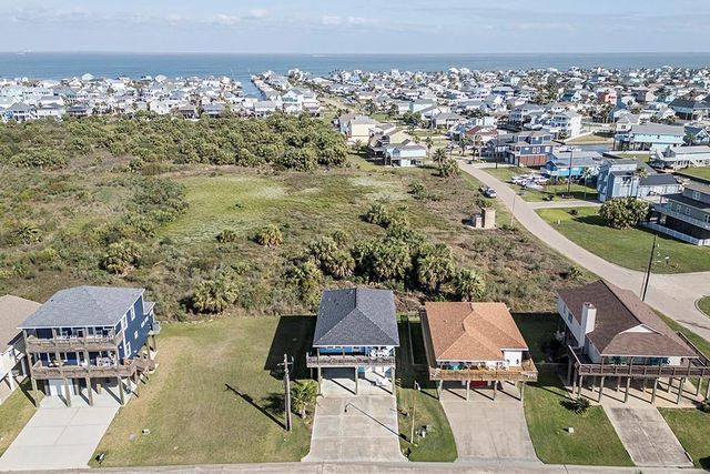22310 Vista Del Mar, Galveston, TX 77554