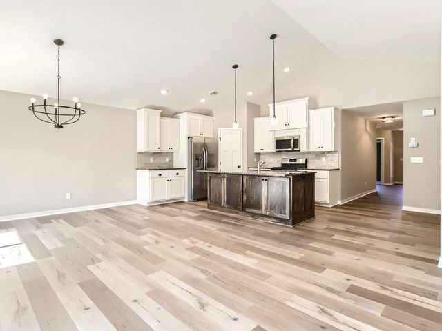 6664 Heritage Avenue, Lino Lakes, MN 55038