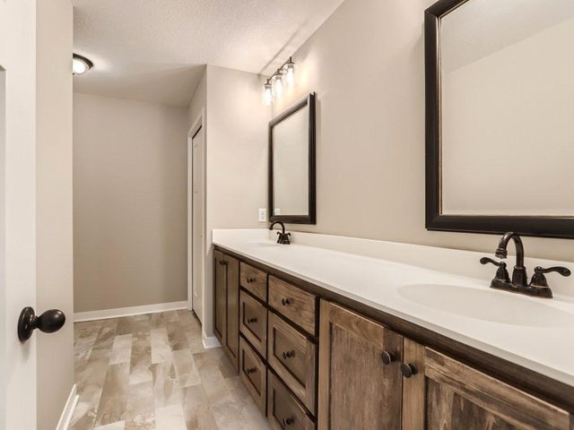 6664 Heritage Avenue, Lino Lakes, MN 55038