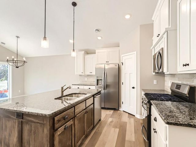 6664 Heritage Avenue, Lino Lakes, MN 55038