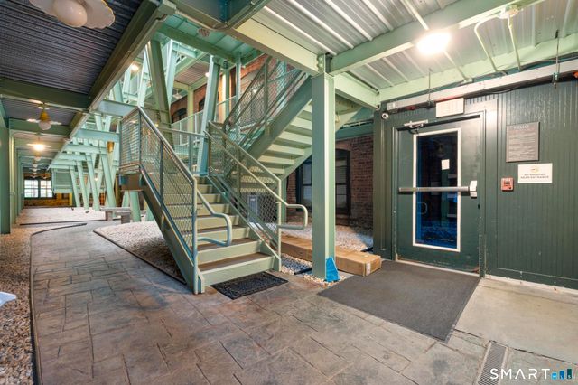 43 Chestnut Street 201, New Haven, CT 06511