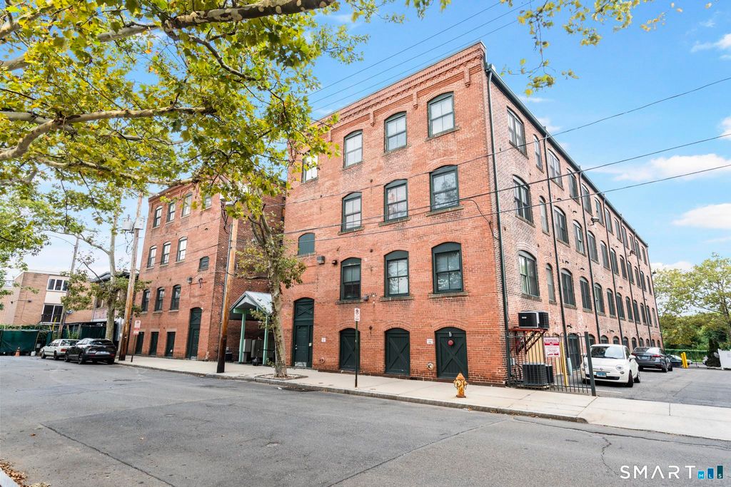 43 Chestnut Street 201, New Haven, CT 06511