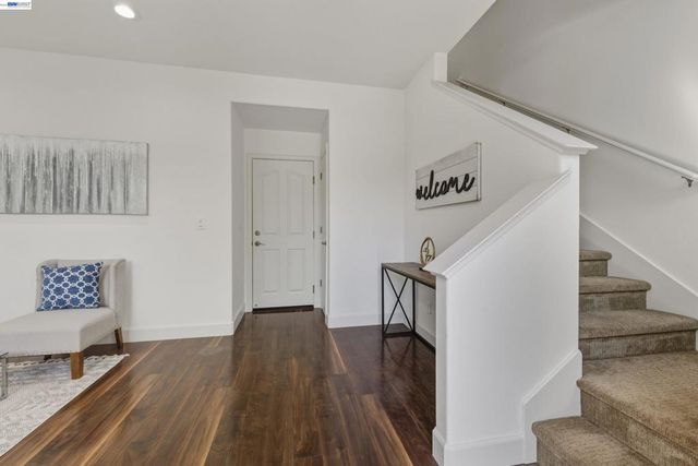 2305 Gibbons St, Hayward, CA 94541