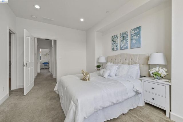 2305 Gibbons St, Hayward, CA 94541