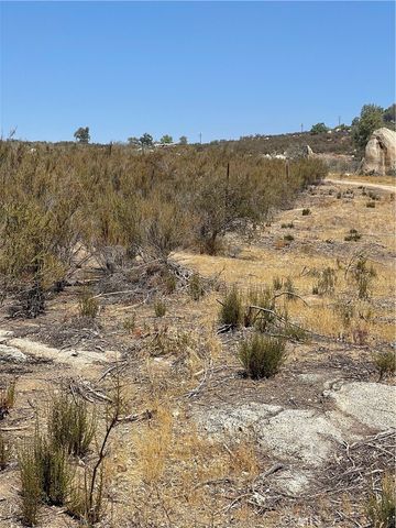 35575 Clothier Road, Hemet, CA 92544