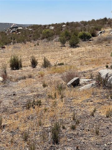 35575 Clothier Road, Hemet, CA 92544