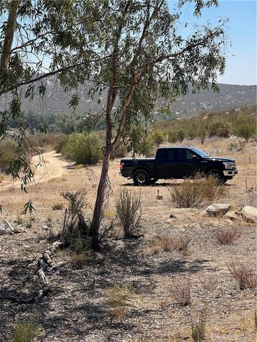 35575 Clothier Road, Hemet, CA 92544