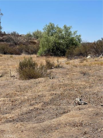 35575 Clothier Road, Hemet, CA 92544
