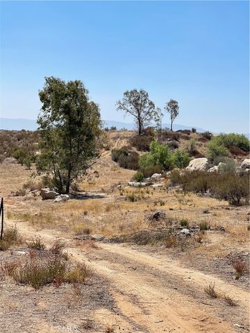 35575 Clothier Road, Hemet, CA 92544