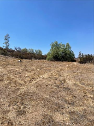 35575 Clothier Road, Hemet, CA 92544