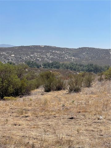 35575 Clothier Road, Hemet, CA 92544