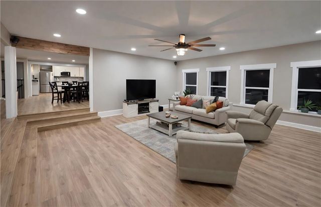 7341 Sycamore Drive, Holt, MO 64048