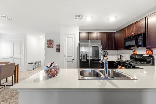 17701 Oso CV, Elgin, TX 78621