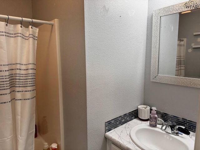 5216 BROOKWOOD DRIVE, Wichita Falls, TX 76302