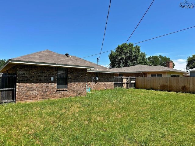 5216 BROOKWOOD DRIVE, Wichita Falls, TX 76302