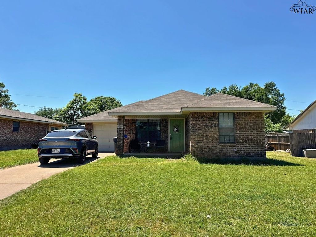 5216 BROOKWOOD DRIVE, Wichita Falls, TX 76302