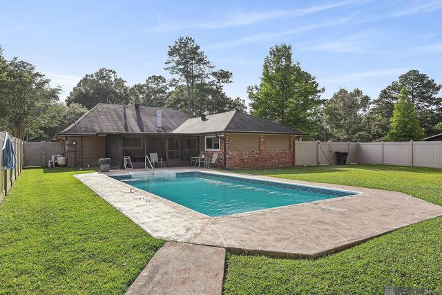 5915 Cedar Creek Dr, Baton Rouge, LA 70817