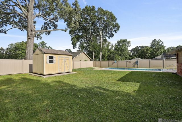 5915 Cedar Creek Dr, Baton Rouge, LA 70817