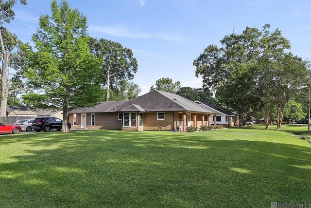 5915 Cedar Creek Dr, Baton Rouge, LA 70817