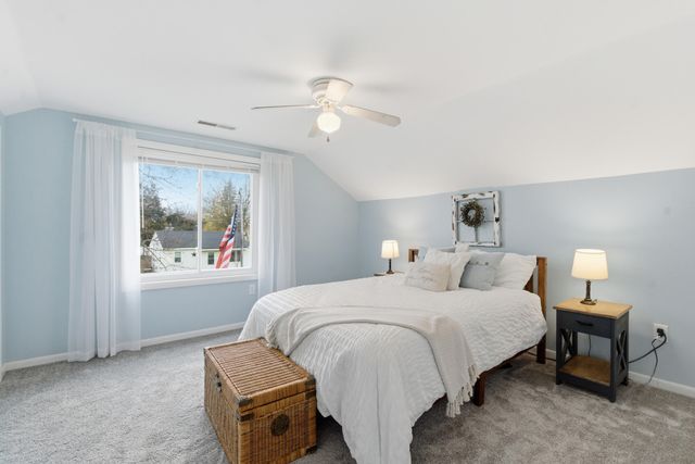 215 Lincoln Street, Schoolcraft, MI 49087