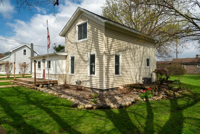 215 Lincoln Street, Schoolcraft, MI 49087
