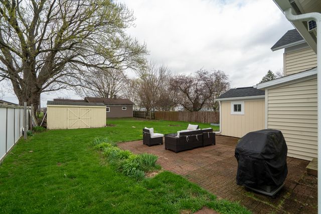 215 Lincoln Street, Schoolcraft, MI 49087