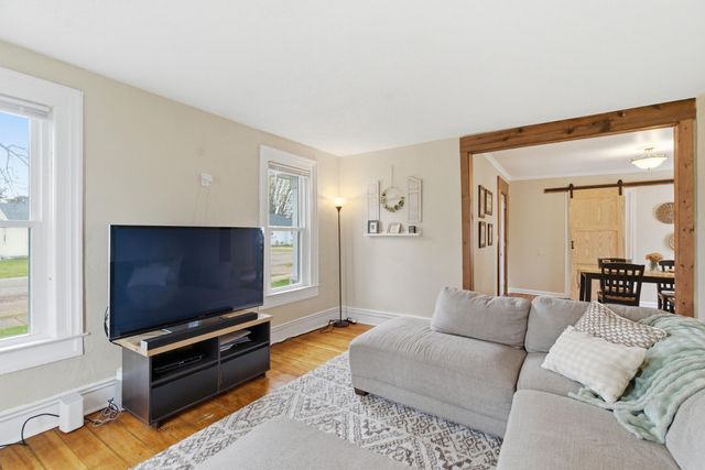 215 Lincoln Street, Schoolcraft, MI 49087