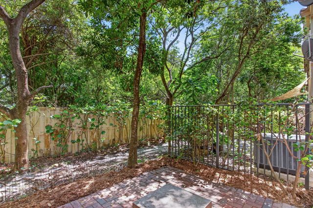 4012 Devenshire Court, Coconut Creek, FL 33073