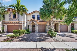 4012 Devenshire Court, Coconut Creek, FL 33073