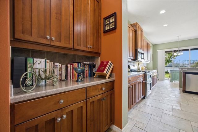 5112 PHEASANT WOODS DRIVE, Lutz, FL 33558