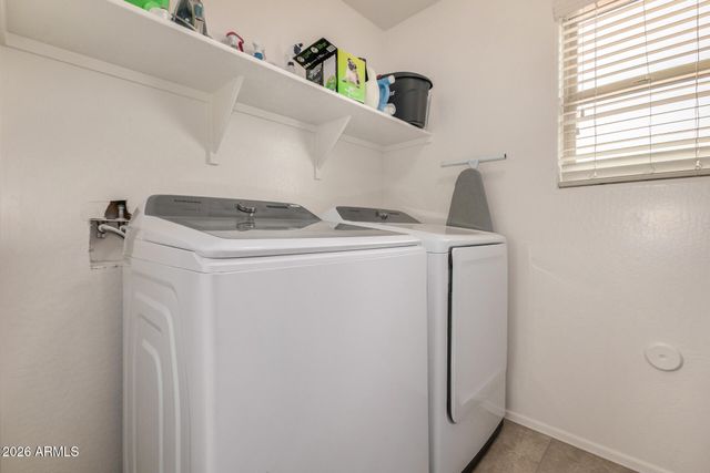 11954 W CARLOTA Lane, Sun City, AZ 85373