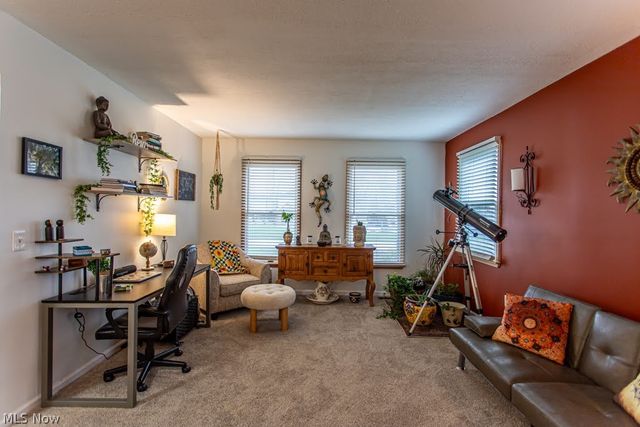 2218 Crestmont Drive, Girard, OH 44420