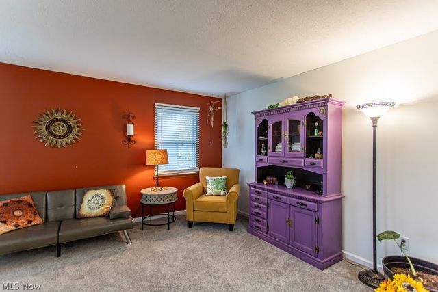 2218 Crestmont Drive, Girard, OH 44420