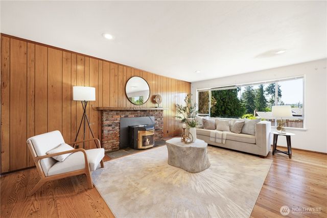 4333 123rd Avenue SE, Bellevue, WA 98006