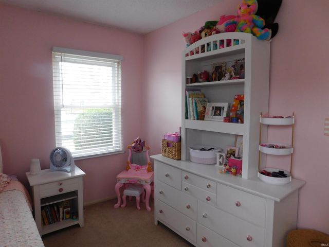 8301 W Colony Drive, Yorktown, IN 47396