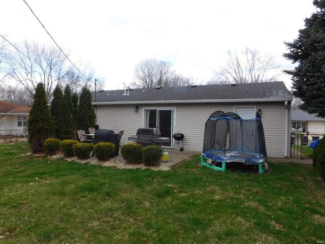 8301 W Colony Drive, Yorktown, IN 47396