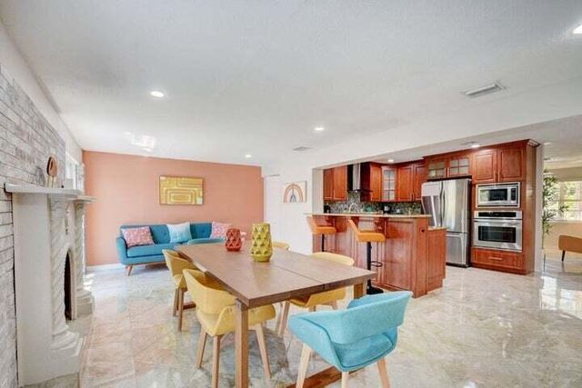 168 SE 31ST Avenue, Boynton Beach, FL 33435