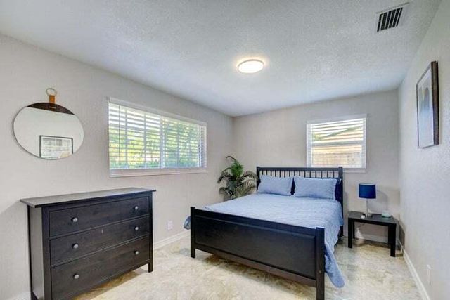 168 SE 31ST Avenue, Boynton Beach, FL 33435