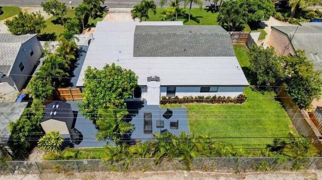 168 SE 31ST Avenue, Boynton Beach, FL 33435