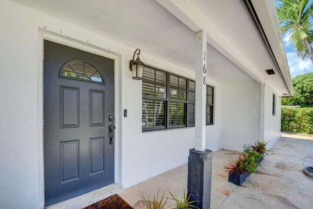 168 SE 31ST Avenue, Boynton Beach, FL 33435
