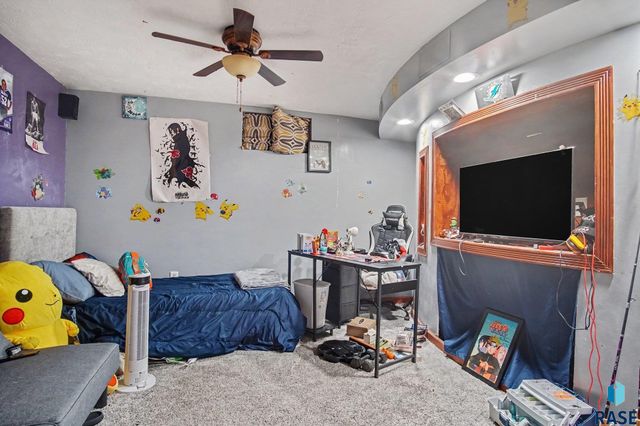 207 S Summit Ave Avenue, Sioux Falls, SD 57104