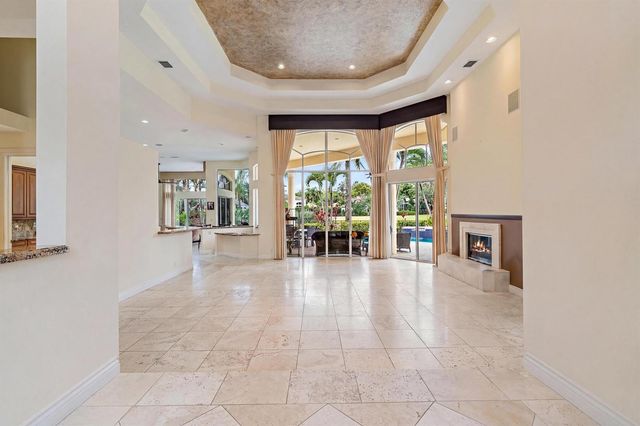 8412 Egret Meadow Lane, West Palm Beach, FL 33412