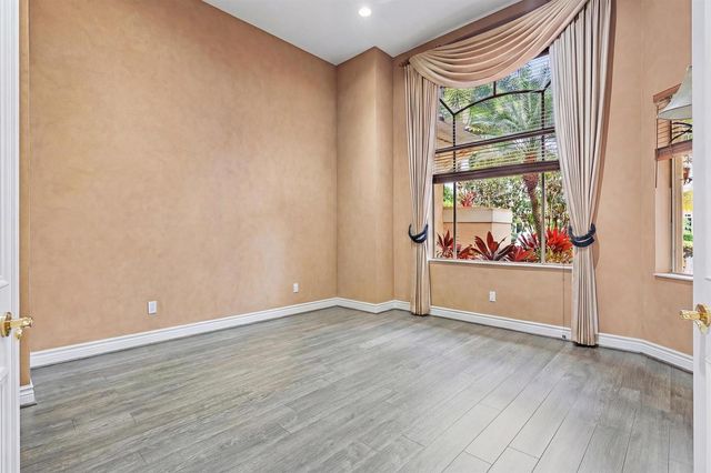 8412 Egret Meadow Lane, West Palm Beach, FL 33412