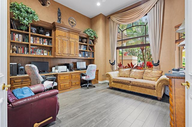 8412 Egret Meadow Lane, West Palm Beach, FL 33412