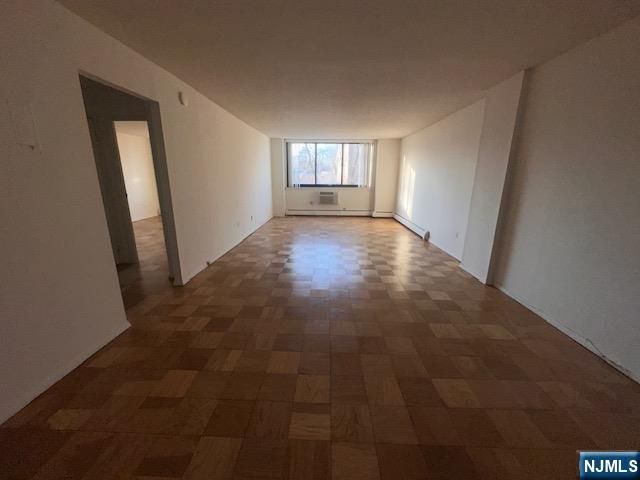 25 Zabriskie Street 3F, Hackensack, NJ 07601