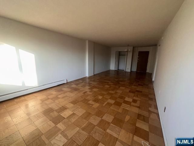 25 Zabriskie Street 3F, Hackensack, NJ 07601