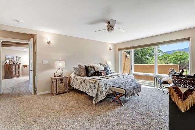119 Rail Car Road, Corrales, NM 87048