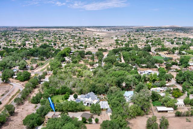 119 Rail Car Road, Corrales, NM 87048