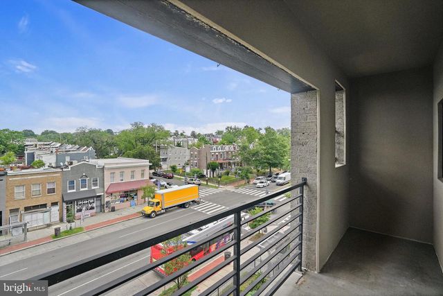 4800 GEORGIA NW #405, Washington, DC 20011