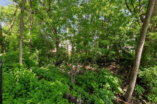 1417 Mcknight Circle, Victoria, MN 55386